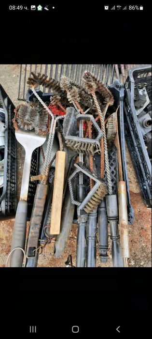 Лот от неокомплектовани маркови барбекюта и резервни части