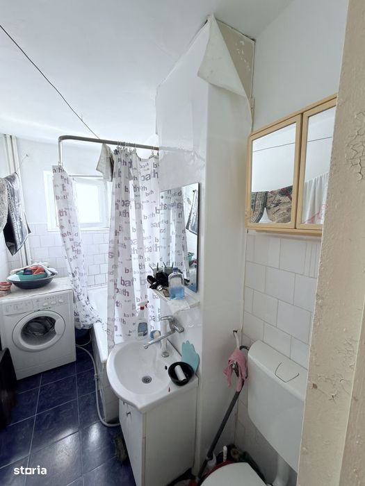 Apartament 2 camere foarte spatios la strada Primaverii