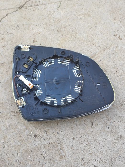 Огледала стъкла за бмв Х5ф ogledala stakla za bmv X5F