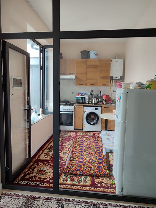 Yengi qurilgan kotedj