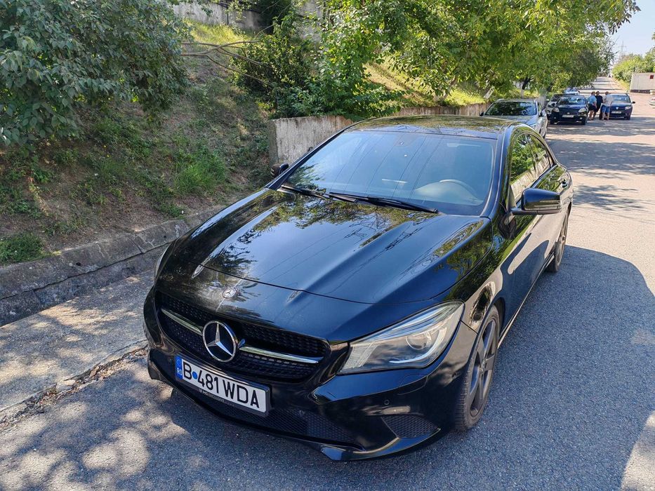 Vând Mercedes Benz CLA 180