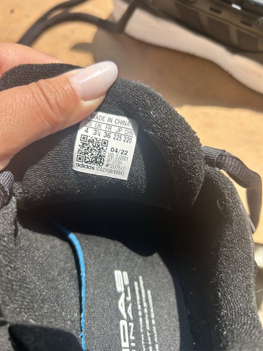 Incaltaminte Adidas