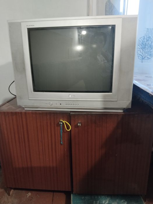 Телевизор     LG