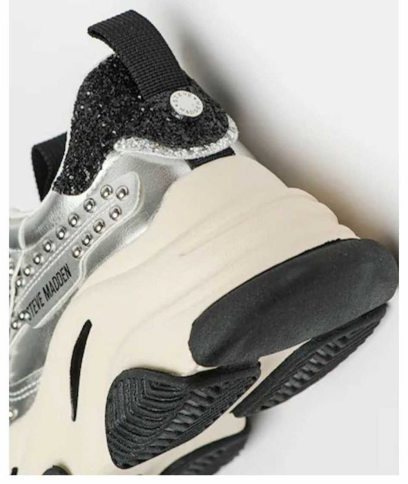 Нови маркови маратонки