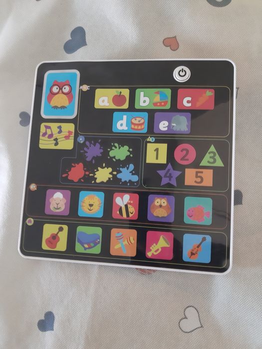 Tableta  interactivă  12 luni + Early Learning