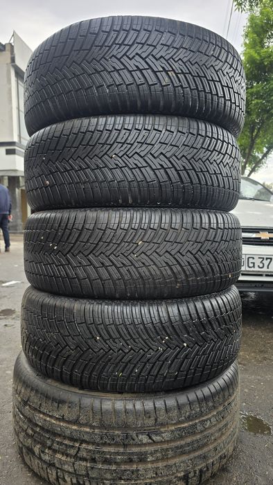 235/55/R19 pirelli