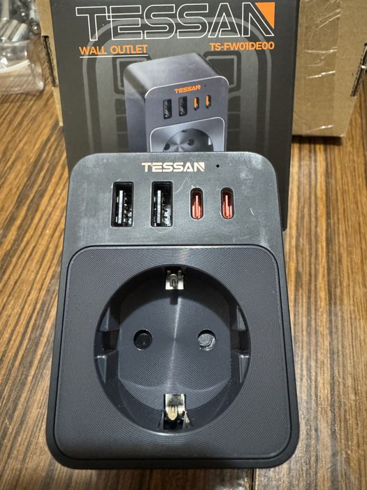 TESSAN 5 в 1 адаптер за пътуване с 2 USB C и 2 USB A 30W