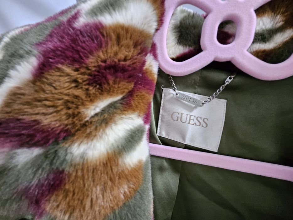 Палто с косъм Guess XS