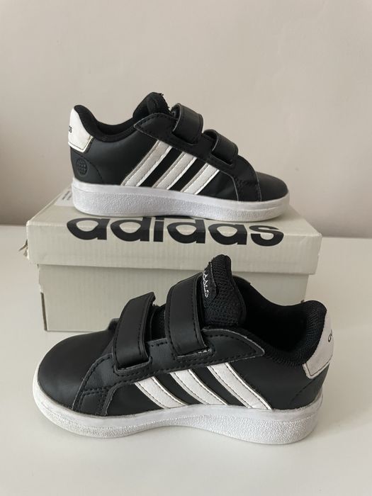 Детски adidas маратонки