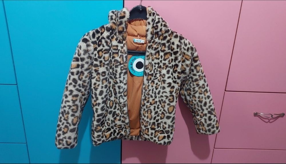 Ново палто 5-6г/110-116 и подарък Нова блуза 5-6г