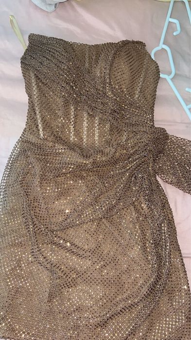 rochie hard couture crem cu pietricele