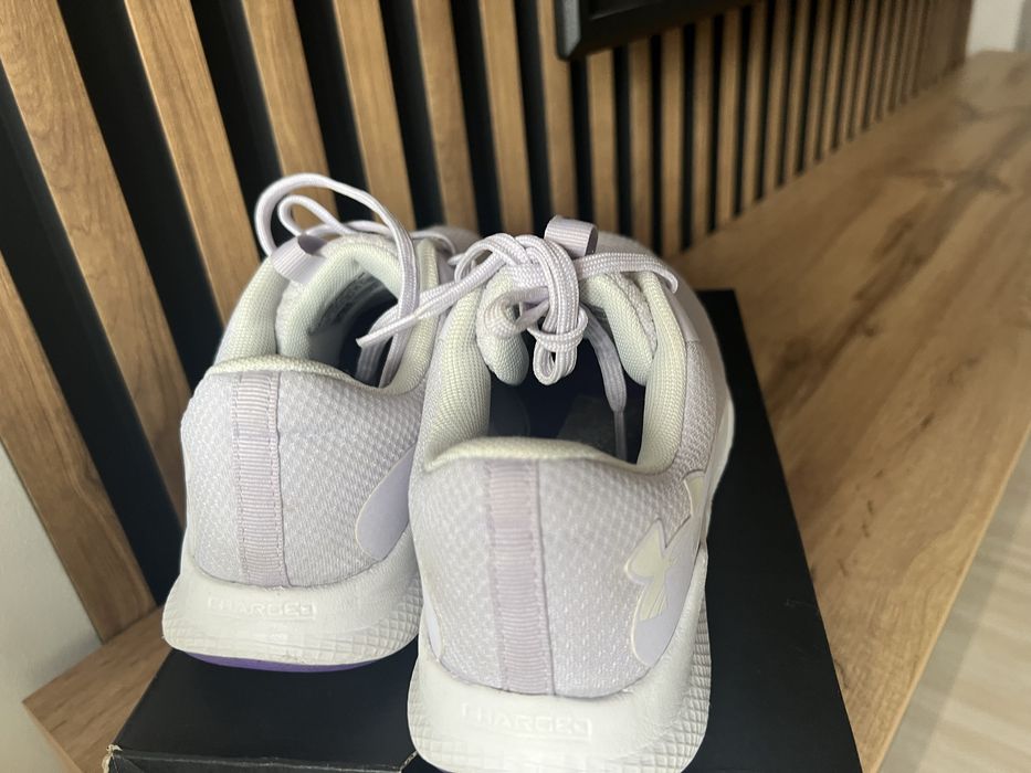 Under armour в отлично състояние 38