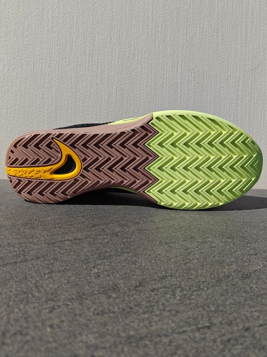 Adidași Nike S.T. Flare originali baschet top