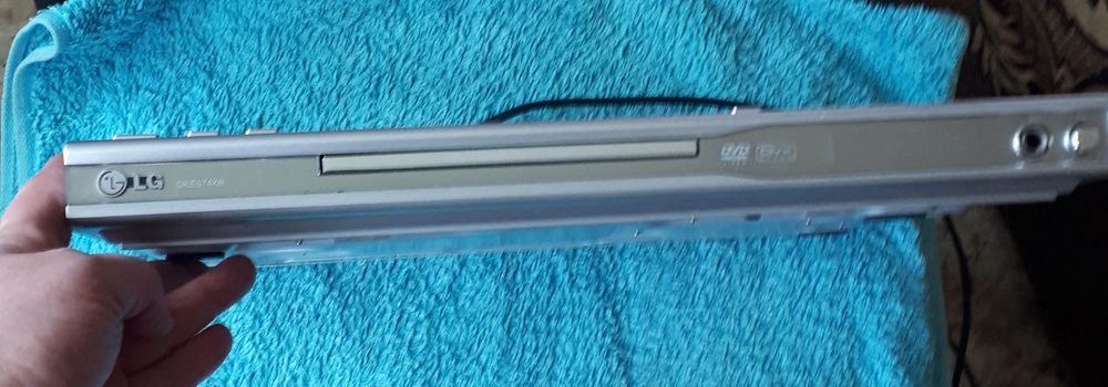 Продам DVD плеер марки LG