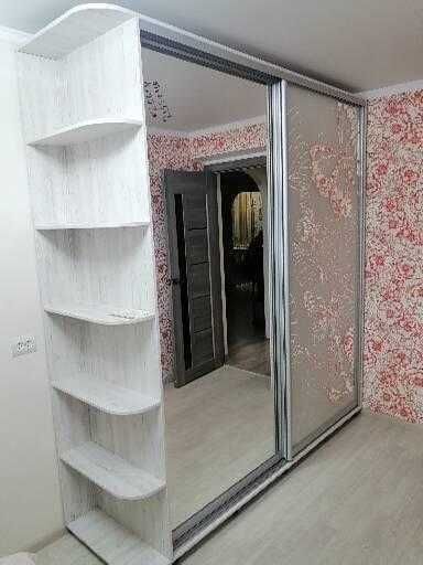 Кухни на заказ недорого, шкафы-купе, гардеробные.