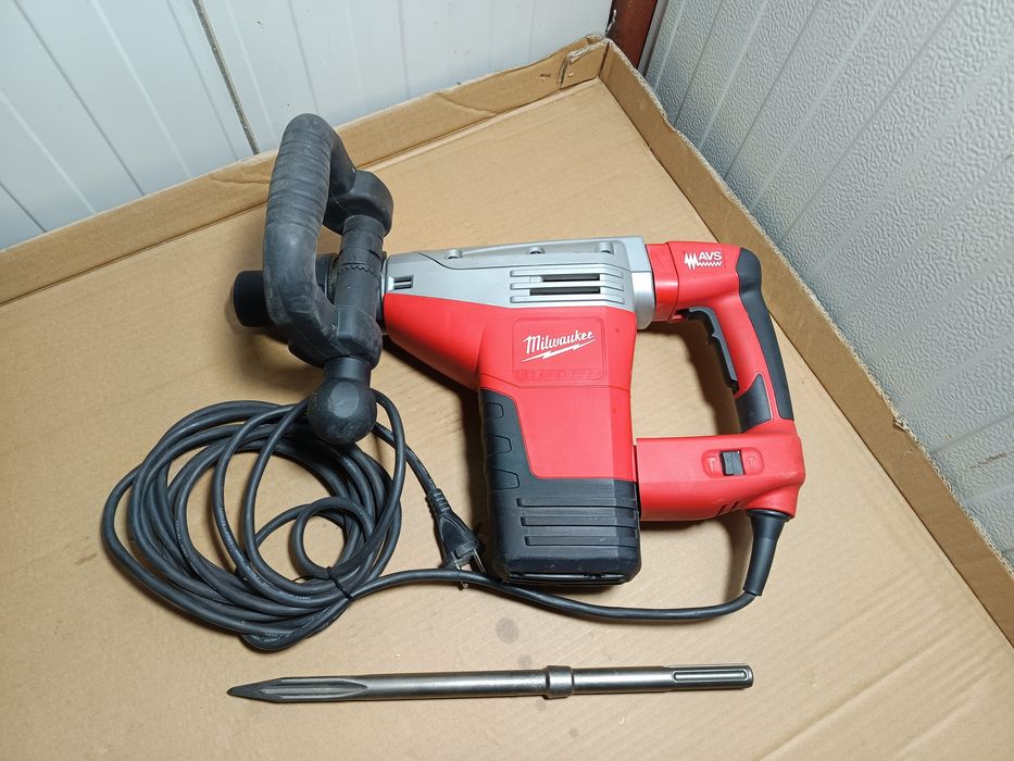 Milwauckee picamer demolator puternic SDS max