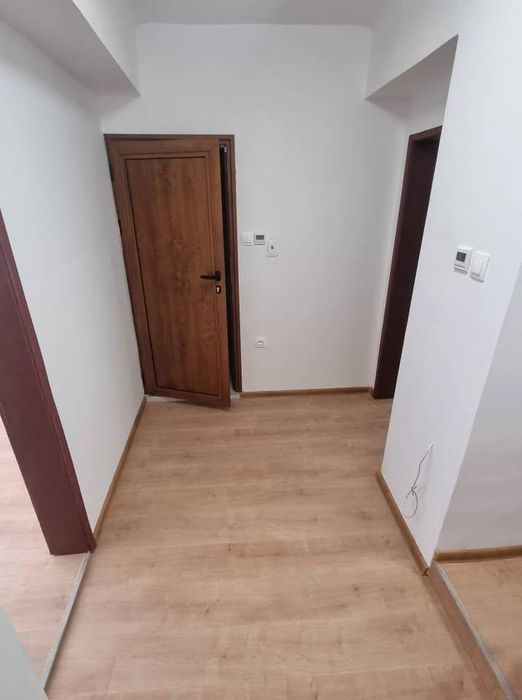 Дава се под наем Двустаен апартамент в София, Център - 53 кв.м за 562 € - Снимка #4
