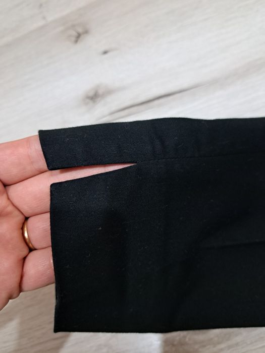 Pantaloni tip tigareta