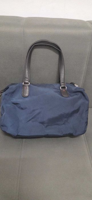 Geanta femei Tommy Hilfiger,originala,bleumarin,stare foarte buna