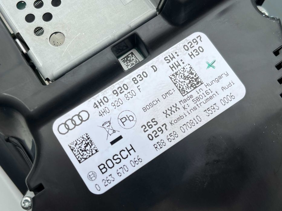 Километраж табло за Audi A8 D4/ Ауди А8 Д4  4H0 9020830D