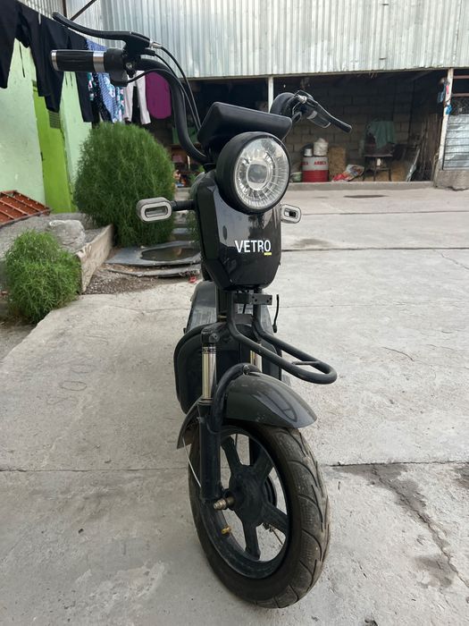 Скутер VETRO 2024 года