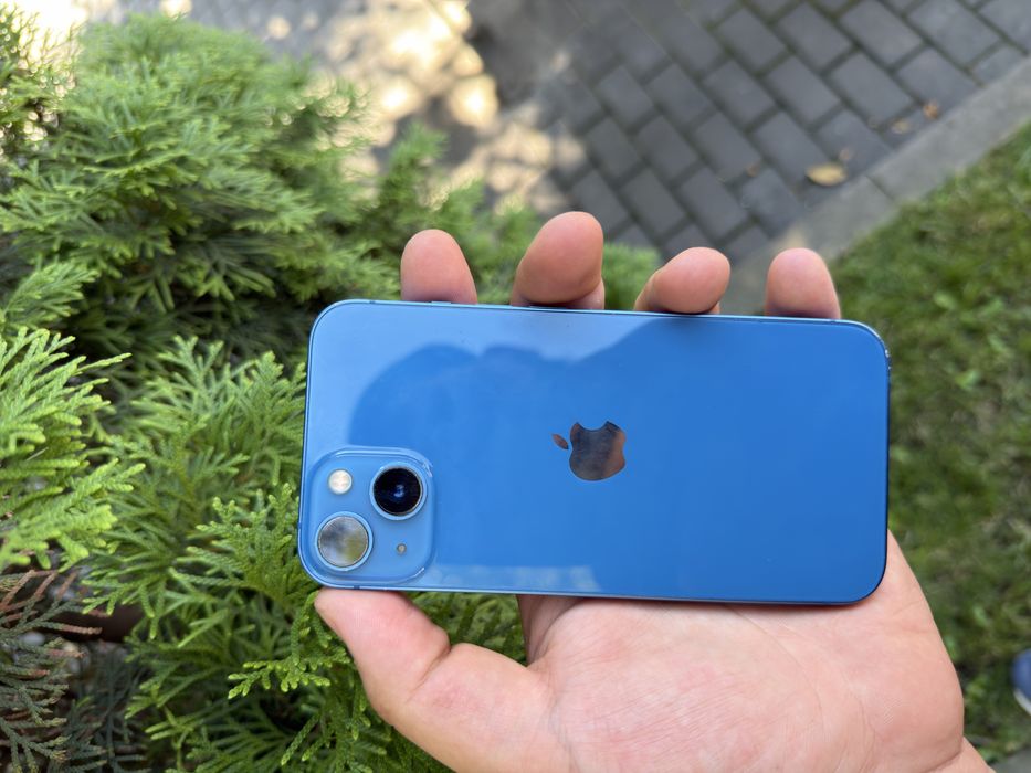 Продам Айфон 13/256Gb