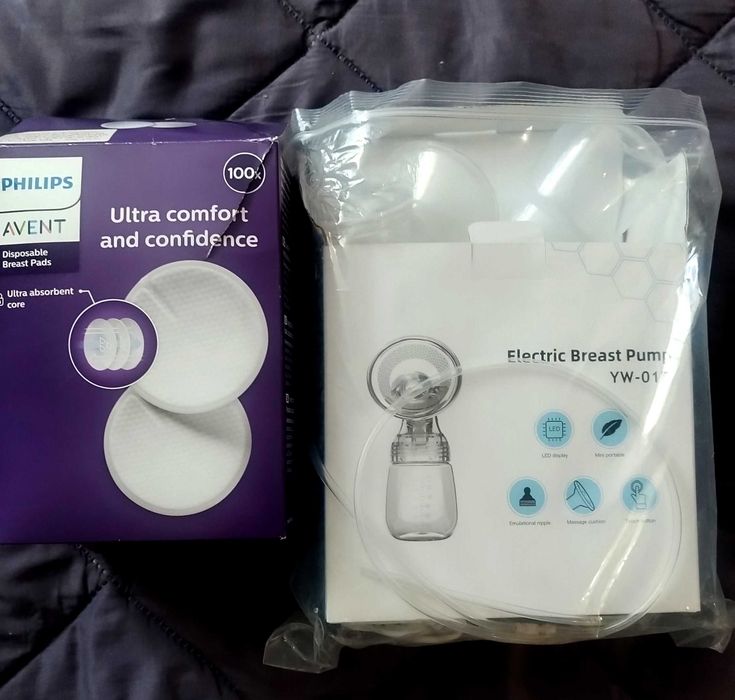 Помпа за кърма +подарък тампони за гърди Philips