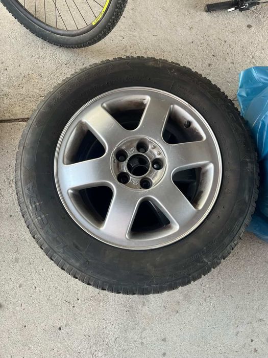 Зимни Гуми и Джанти на Ауди