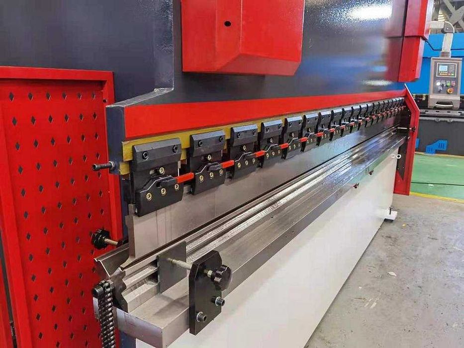 Листогибочный пресс / листогиб для металла 63/2500