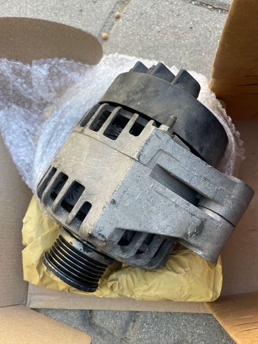 Алтернатор Сааб 93 2005г