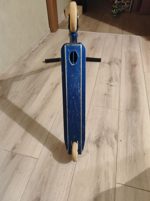 Продам самокат трюковой