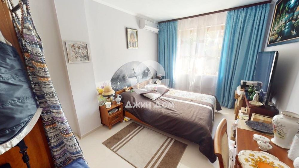 Продава се Къща в с. Кошарица, Област Бургас - 264 кв.м за 1459 €/кв.м - Снимка #9