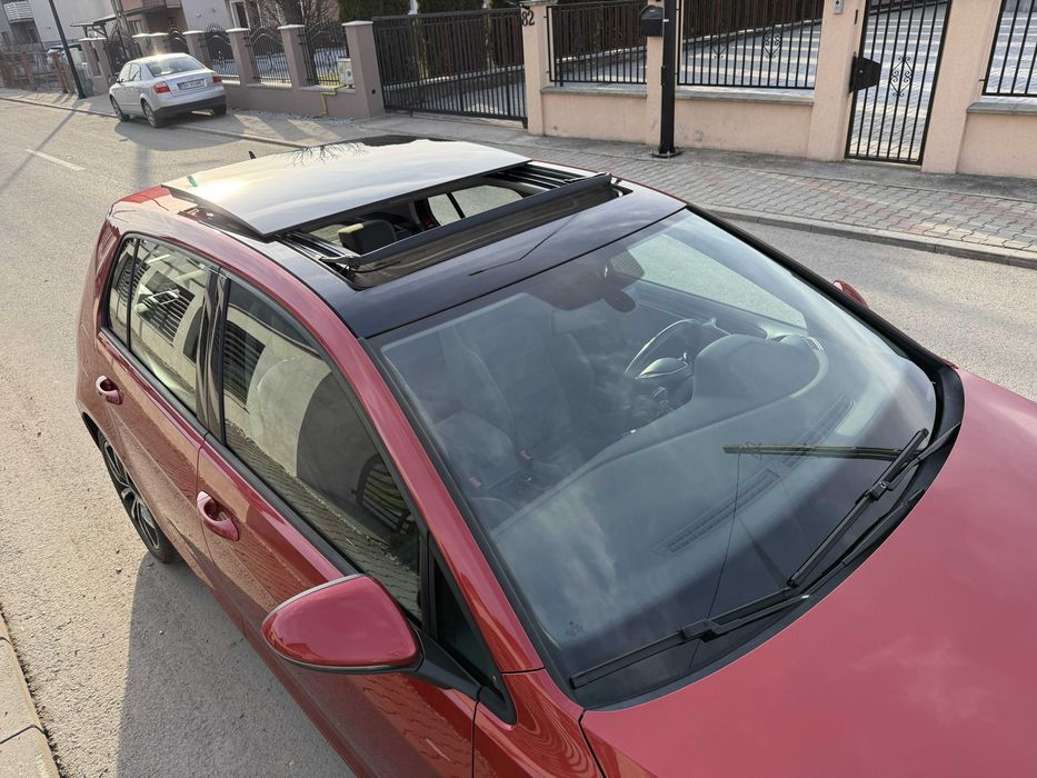 Volkswagen Golf 7 Highline, 2.0 TDI 150 CP, cutie automată DSG