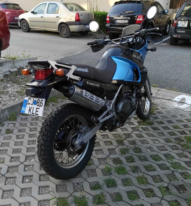 Vand motocicleta Kawasaki KLE 500, 2004, 35000km, stare foarte buna, vopsea originala, 2200 euro.