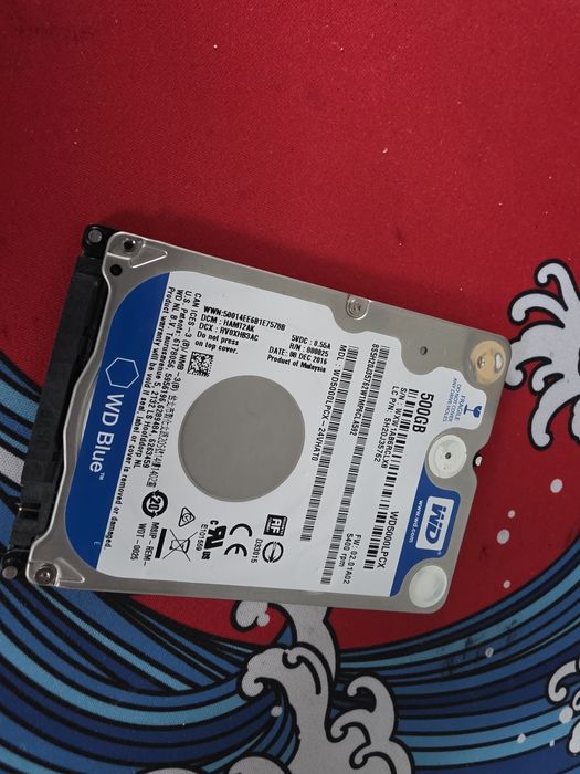 Vand hard disk de 500 GB