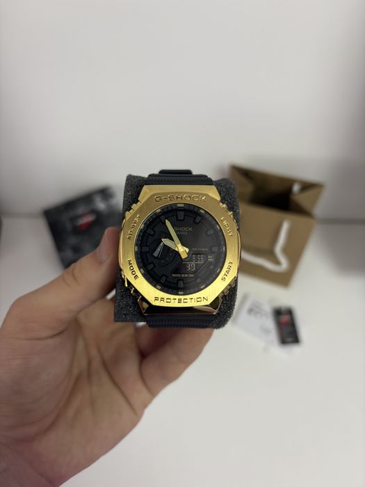 Casio G-Shock GM-2100G – Black & Gold