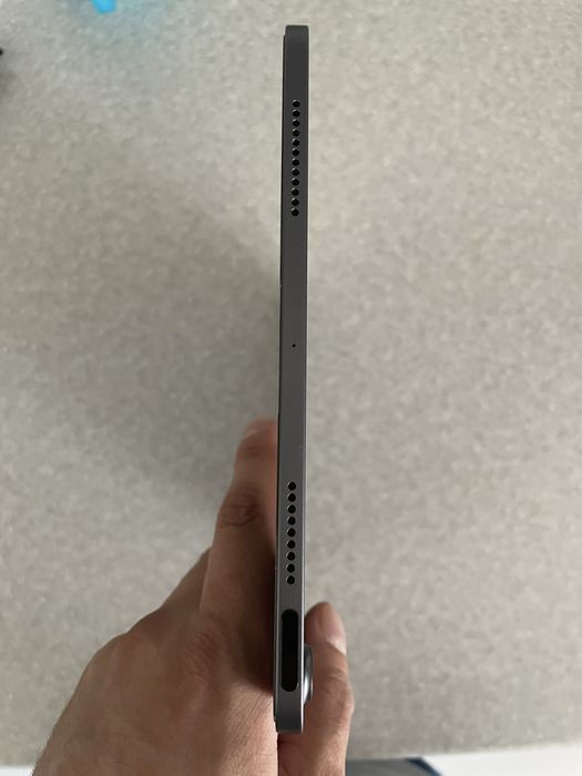 Продаю Ipad air 5 M1