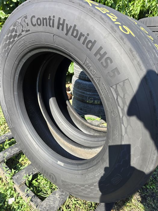 2 Anvelope Directie Continental 275/70 R22.5 DOT 4124.