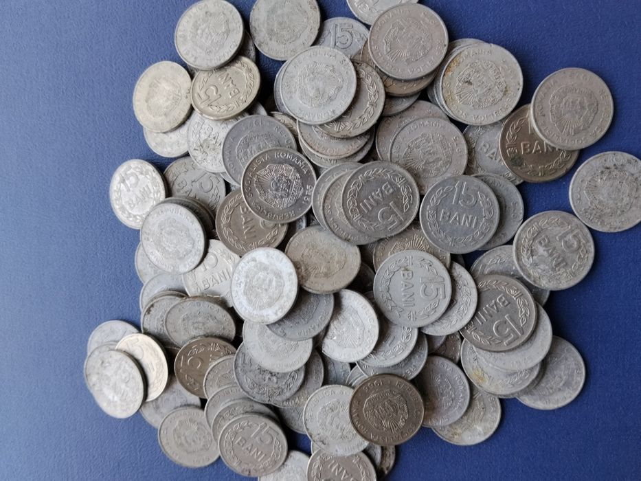 Vând monede 5 bani,15 bani, 25 bani, 1 lei și 3 lei din 1966