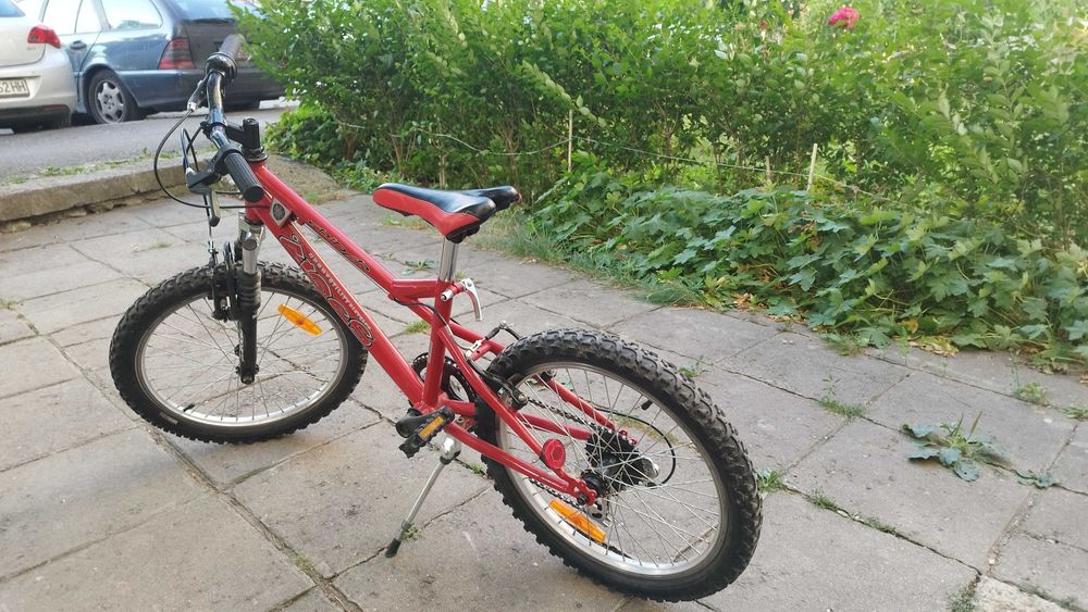 Продавам детски велипед Cross Srider 20" с шест (6) скорости