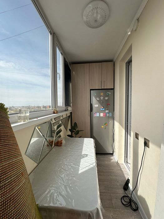 Продам 4 комнатную квартиру