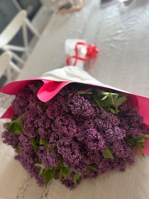 свежий букет сиреней