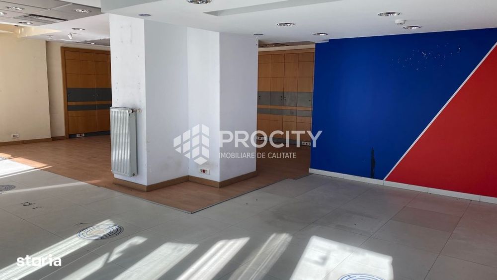 Bulevardul Independentei spatiu comercial in suprafata de 522 mp .