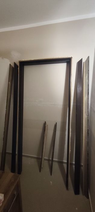 Интериорна врата с каса