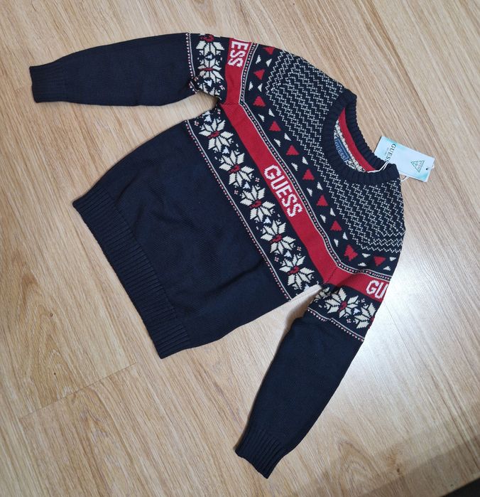 Guess нов детски пуловер