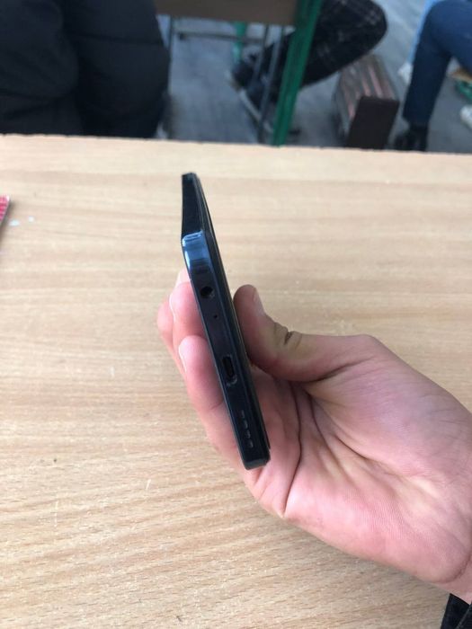 Infinix hot 40i 128/4+2