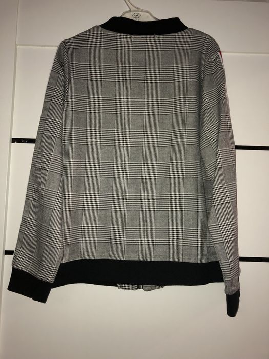 Новый. Стильный школьный бомбер.