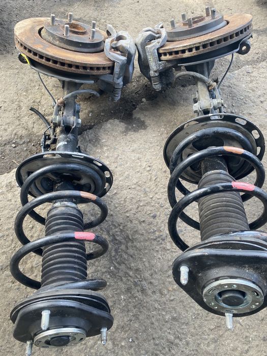 Тойота Альфард,Эстима