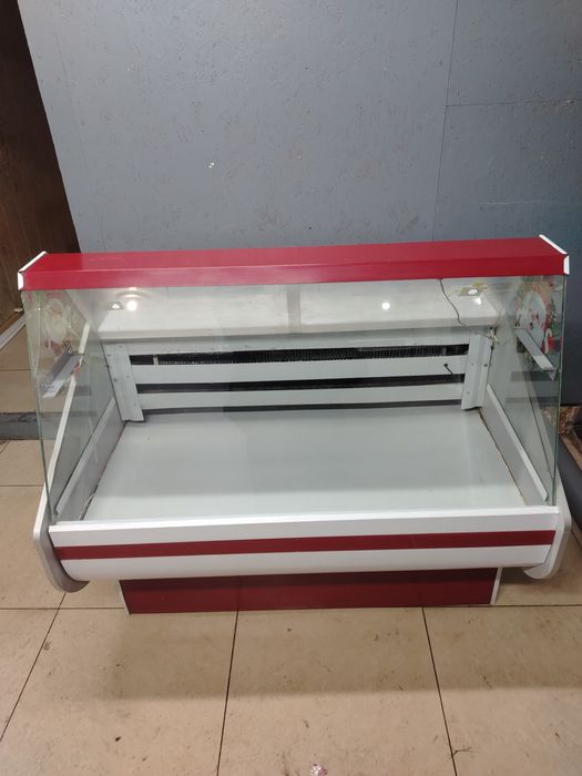 Продам ветрина холодильник