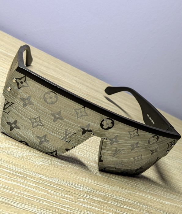 Vand Ochelari LV negri